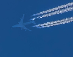 飛行機に乗って