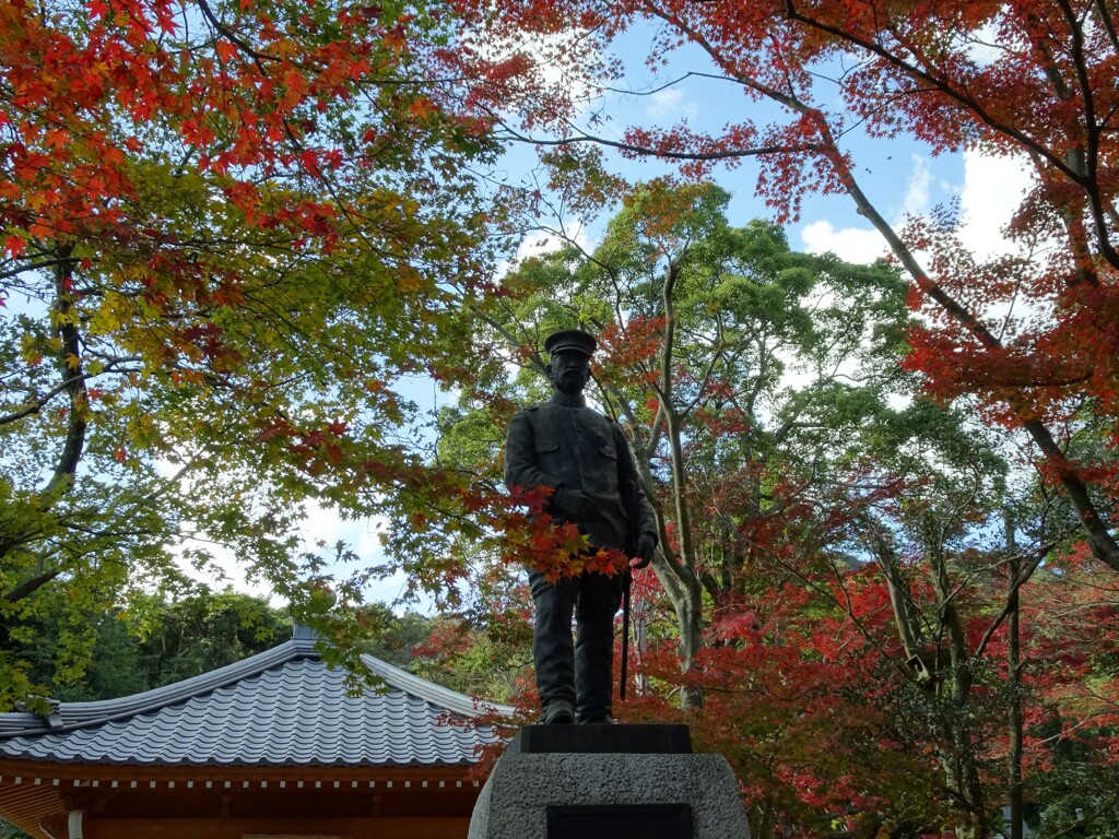 将軍と紅葉