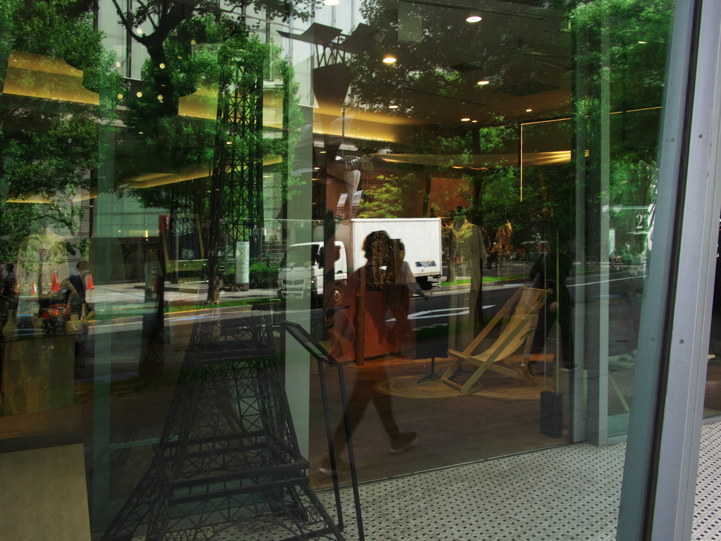 Show window 1
