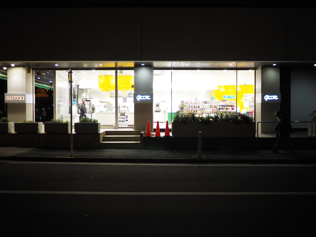 土曜日の灯頃 あるいは 街の風景