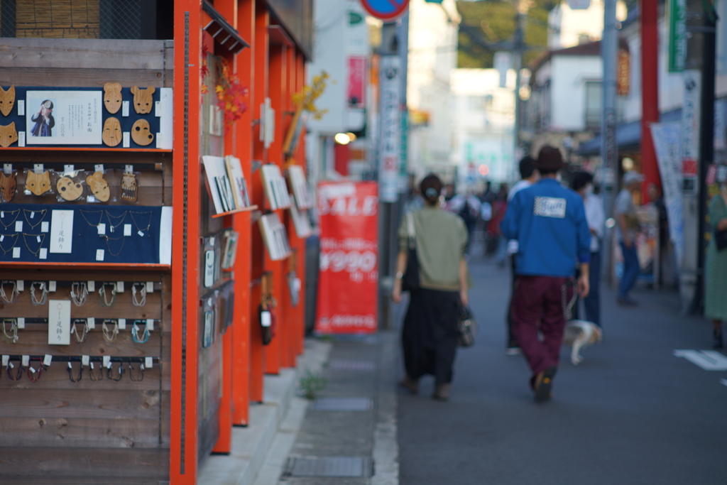 夕暮れ時の小町通り
