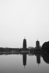 桂林の空と日月塔