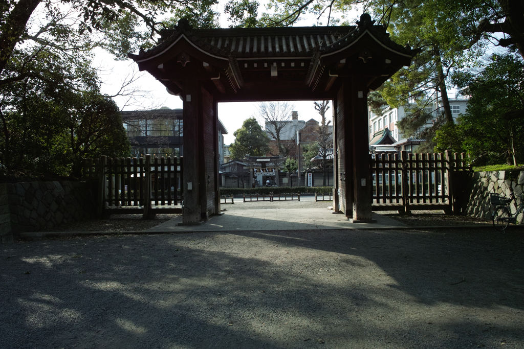 2-4京都2009-02・・・おさんぽby DP1 御所2