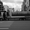 トラック、停車中