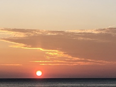 知床の夕日
