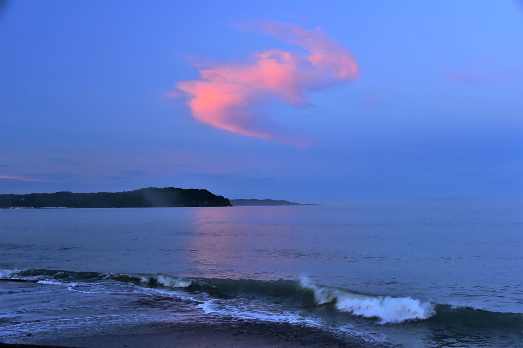 夏・海岸の朝