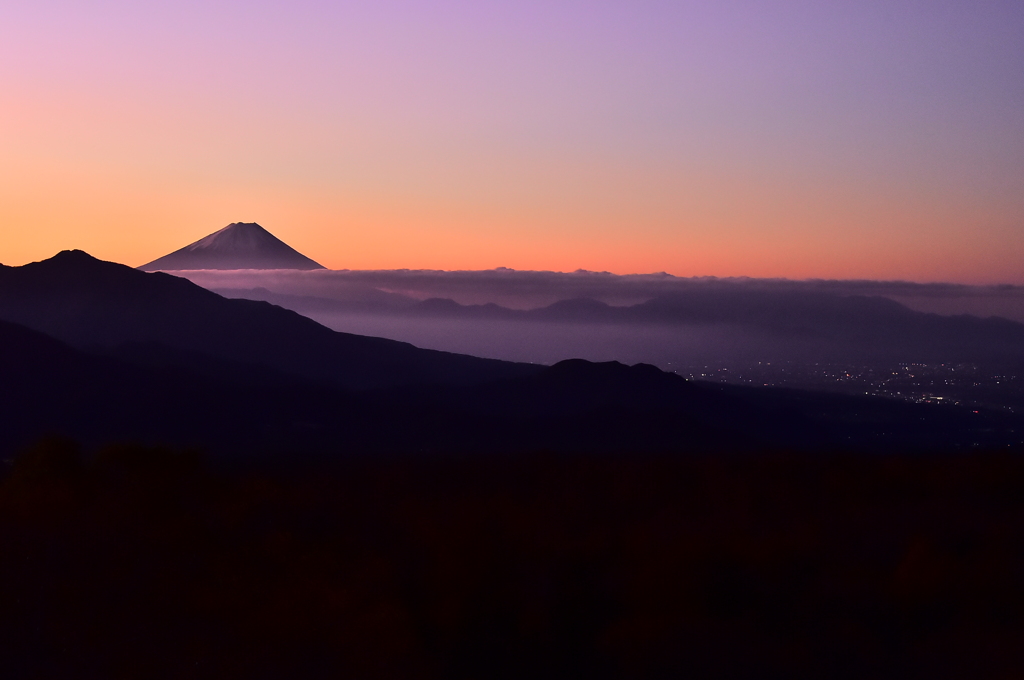早朝の富士山