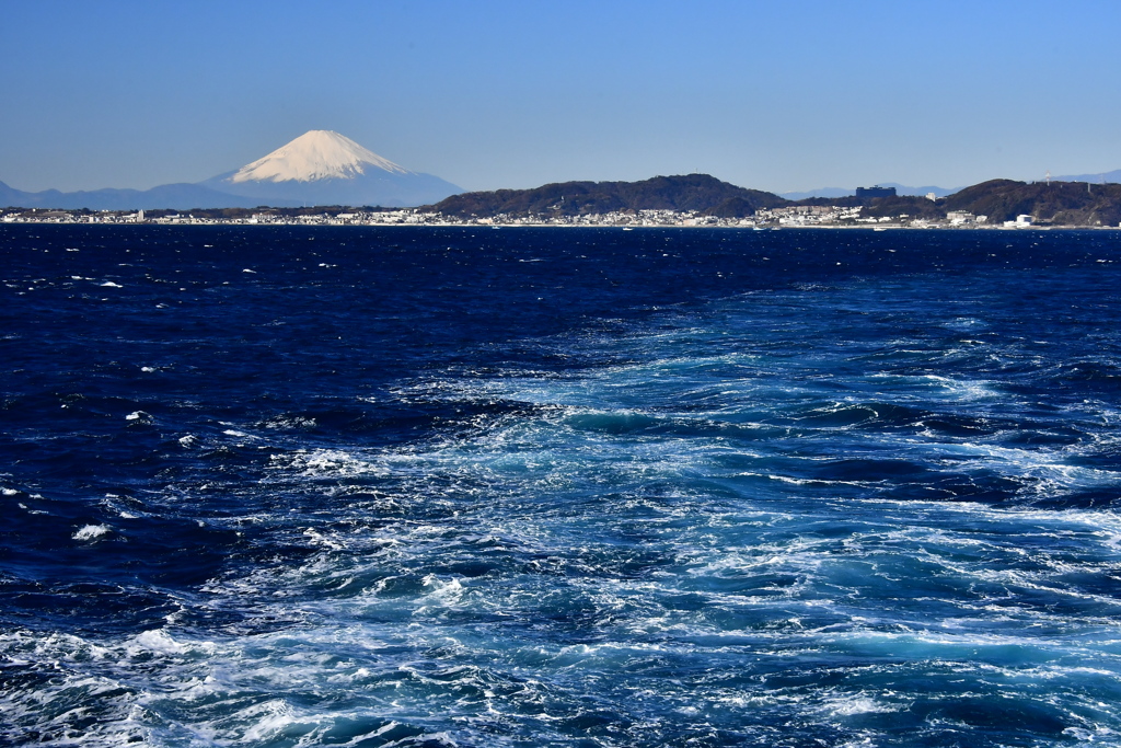 富士遠景（フェリーより）
