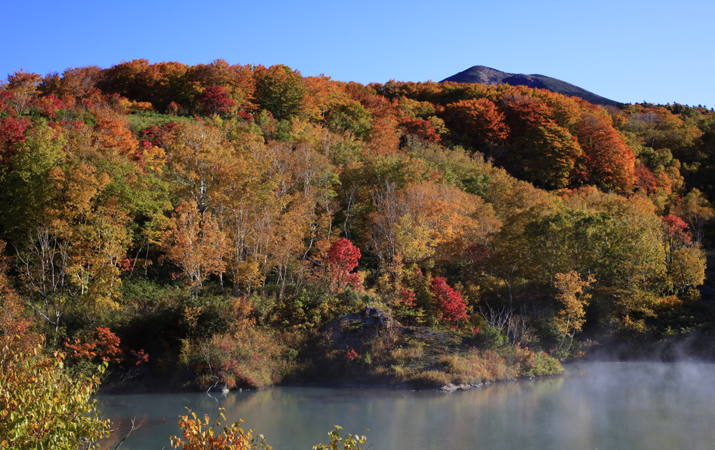 地獄沼の紅葉