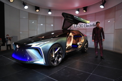 Lexus LF-30