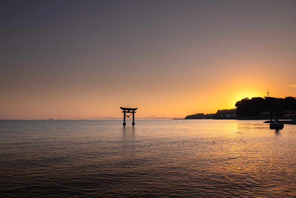 海の鳥居