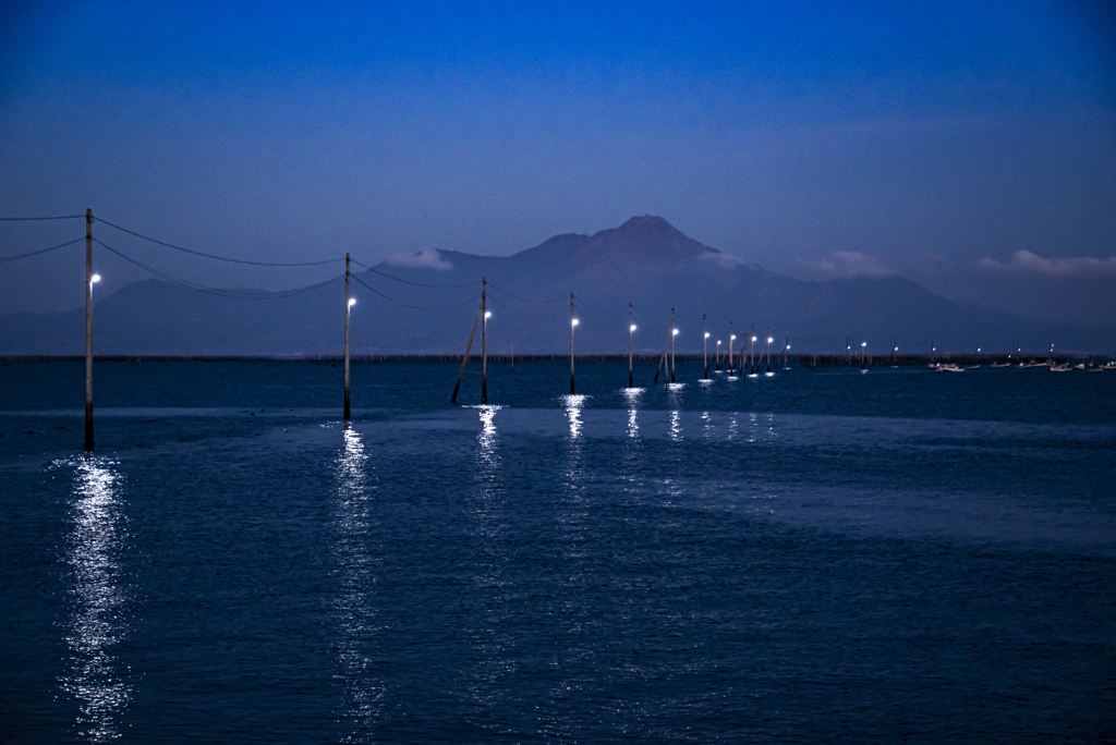 海床路の灯り〜朝景