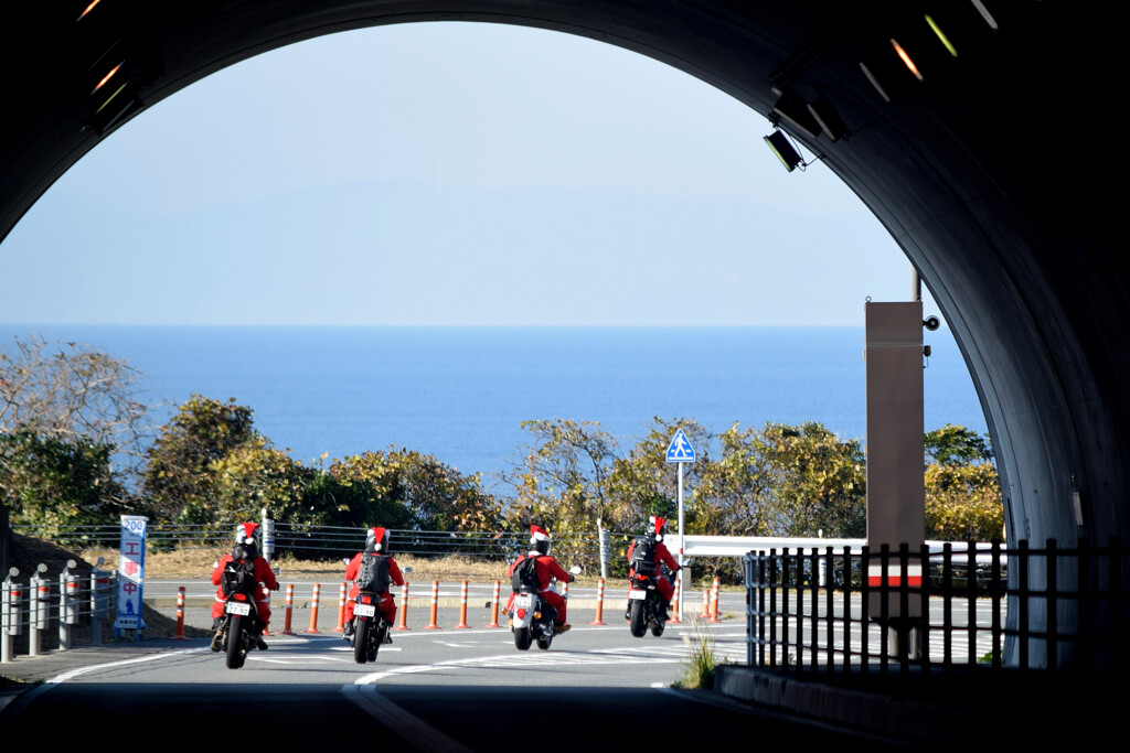 サンタクロース部隊出動