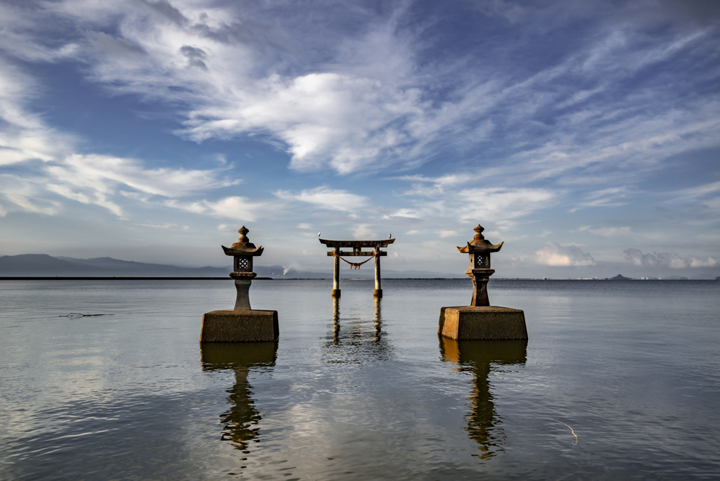 海の鳥居