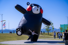 巨大くまモンと一緒に
