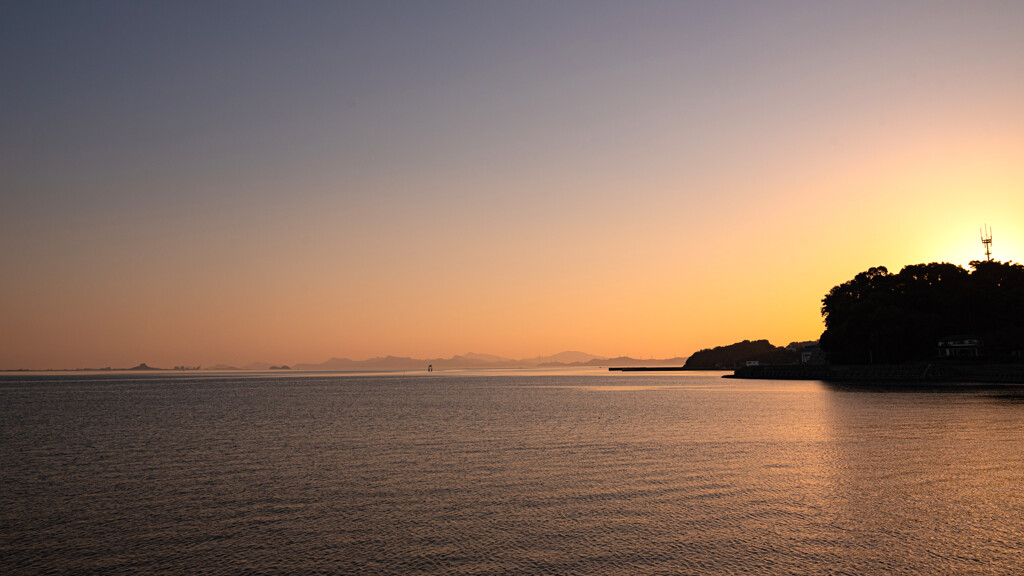 夕暮れの不知火海