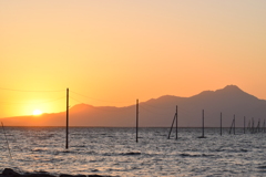 長田部海床路の夕日