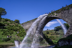 通潤橋放水