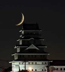 三日月の晩に