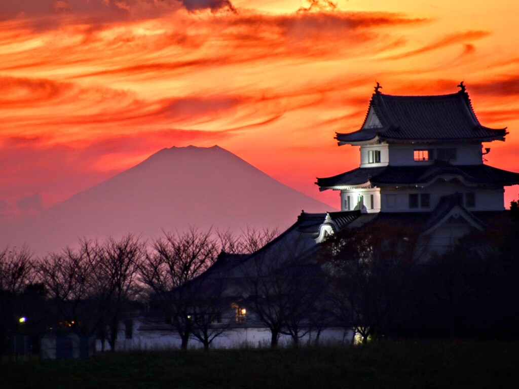 落陽の天守閣