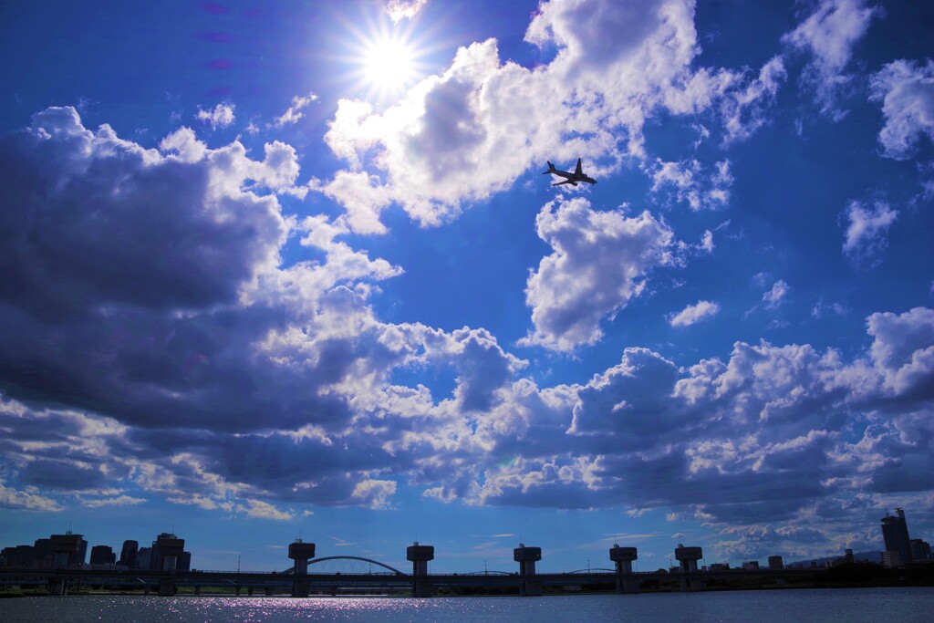 淀川の空