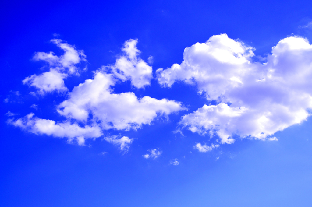 散歩中に見上げた空