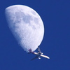 月と飛行機１