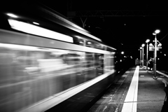 黄金町③通過（6036）