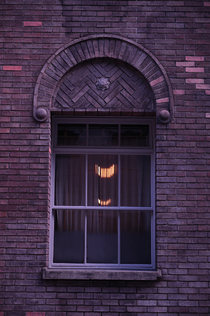  Brick window & lamp（5530）