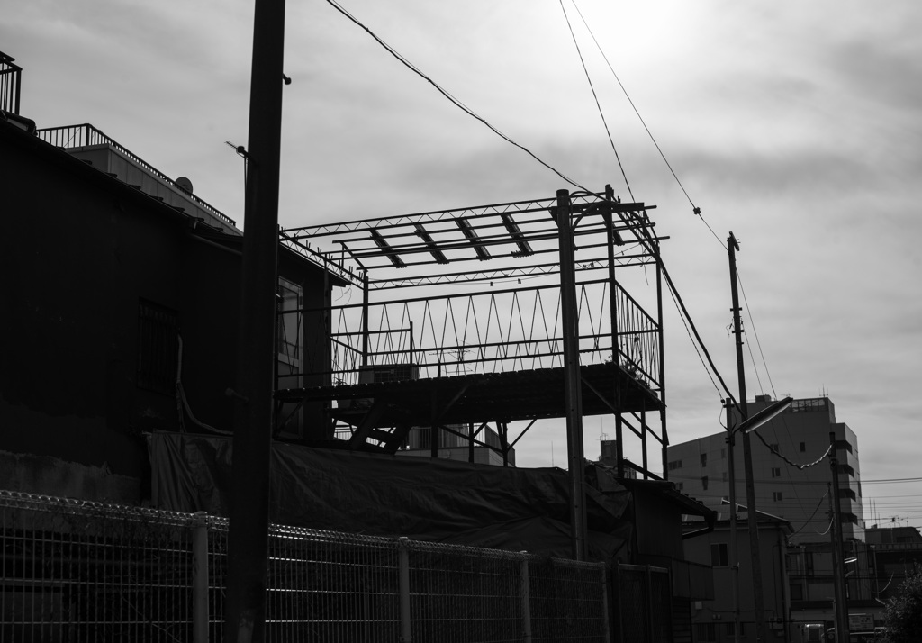 哀愁の物干し台