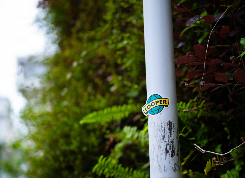 LOOPER