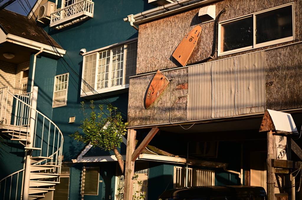 Surf on house