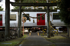 踏切のある神社