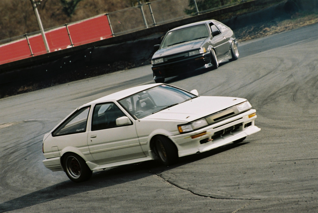 富士スピードウェイ ドリフトコース AE86