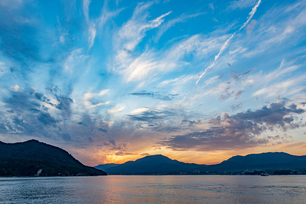 宮島からの夕暮れ