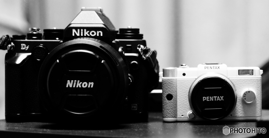 PENTAX  Q