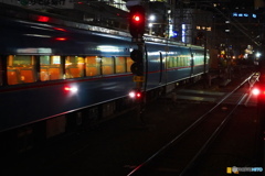 夜の鉄路