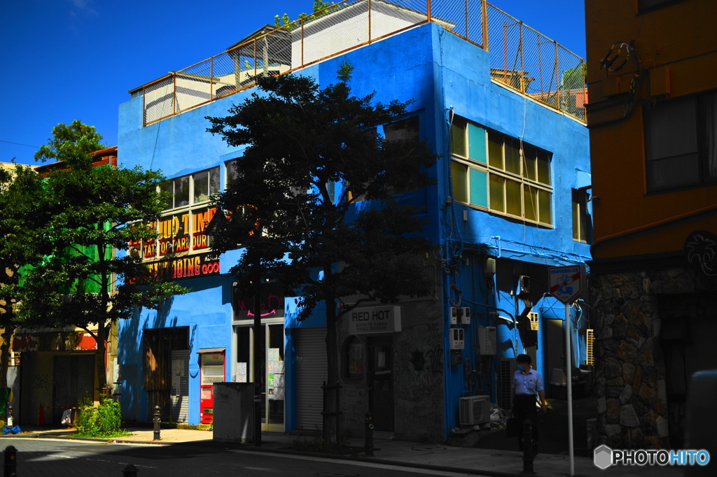 基地のある街で４