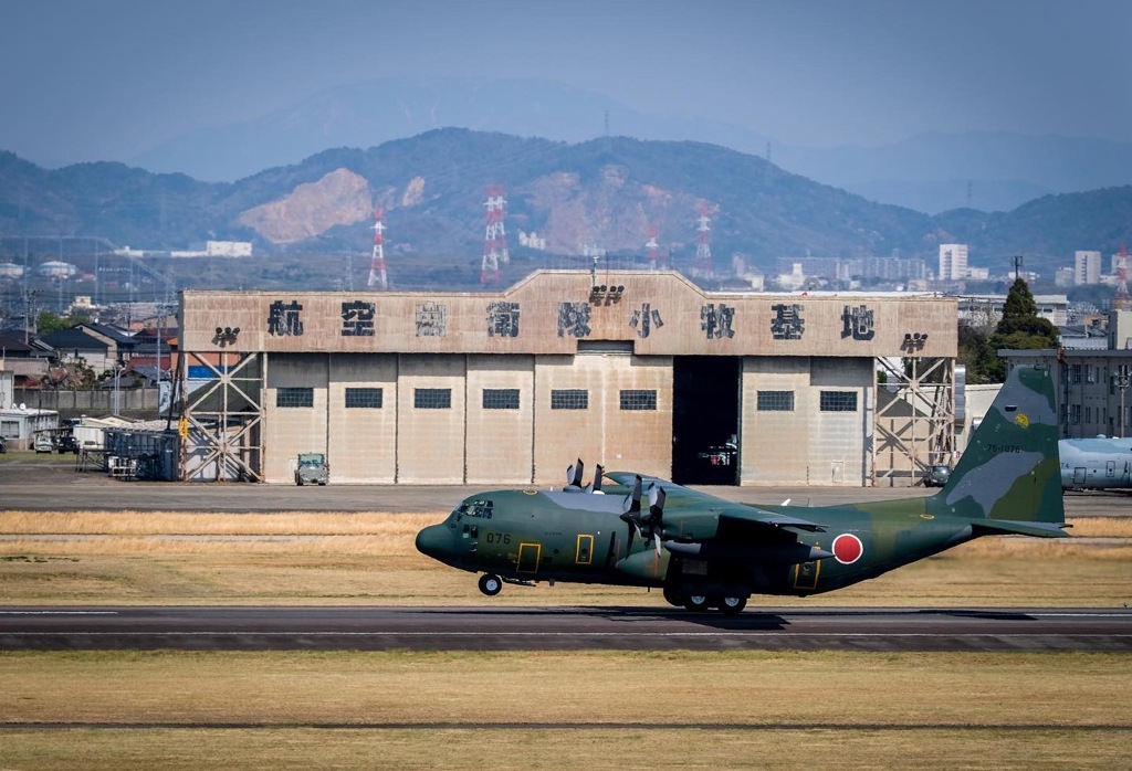小牧基地