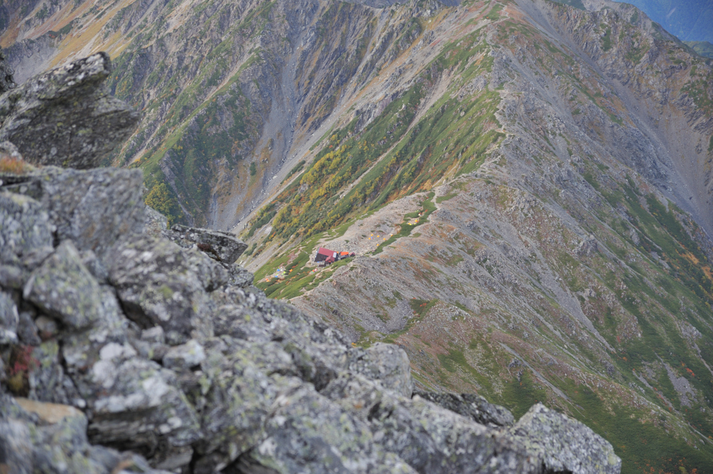 稜線上の北岳山荘