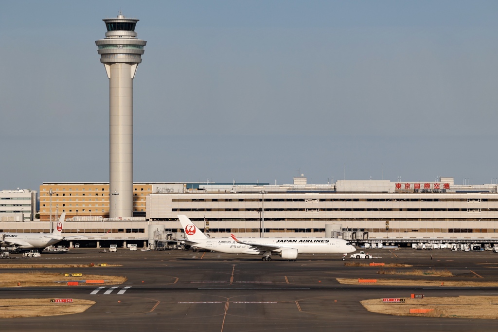 E624D61D-643B-4224-9B2D-D1AC7A7791E4