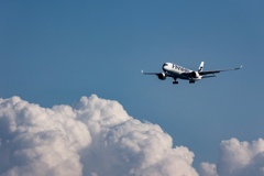 雲と飛行機