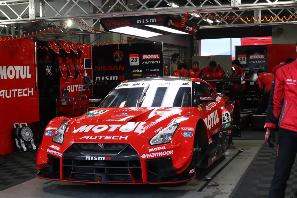 SGT×DTM MOTUL AUTECH GT-R