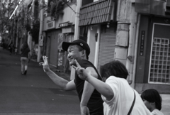 西成歩けば人に出会う