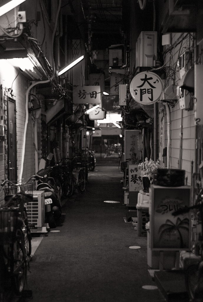 愛染小路  布施