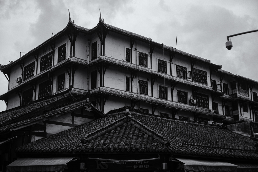 monochrome the Hakka building 