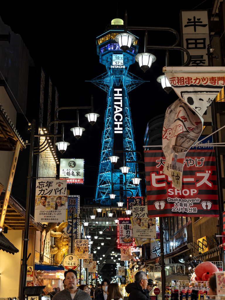 完全LED化 通天閣