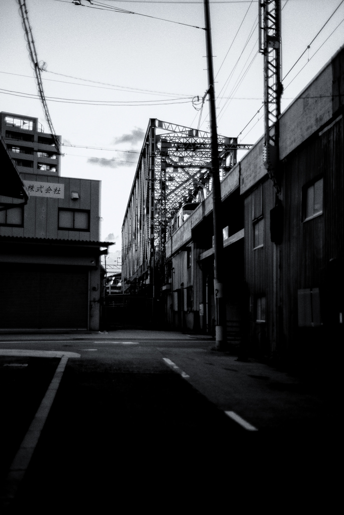 DOWNTOWN STRUCTURES
