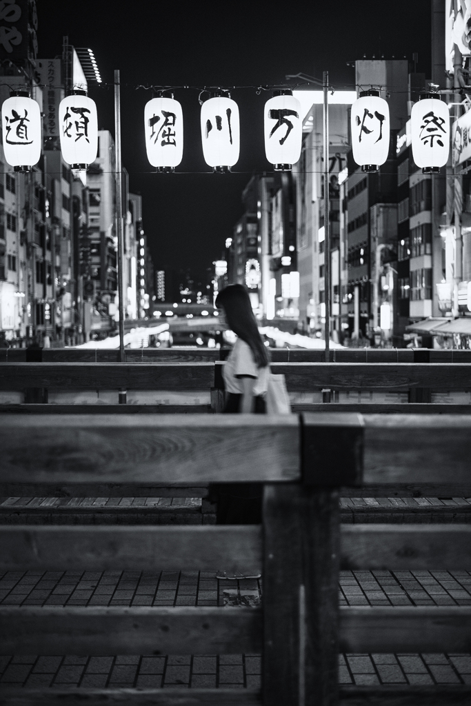 DOTONBORI B&W