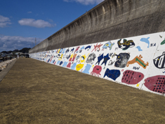 熊野九十九王子・出立王子跡、お魚ウォールアート -- 田辺スナップ補遺